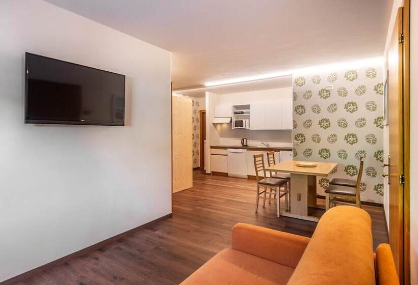 带1个卧室的高级公寓, Foresto Holiday Apartments