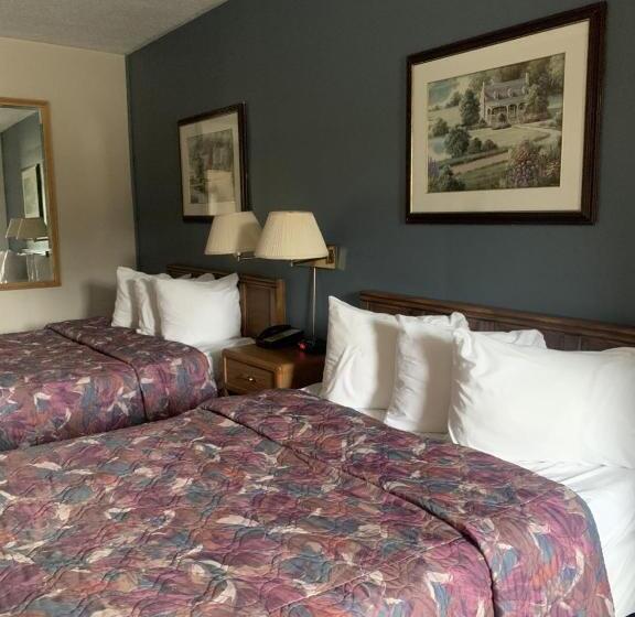 ２ダブルベッドのスタンダードルーム, Bancroft Inn & Suites