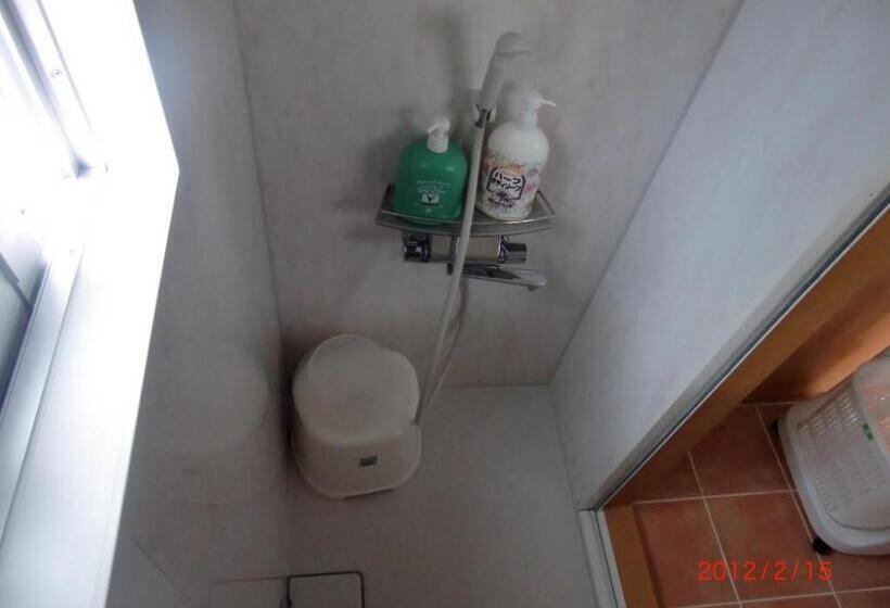 Номер Стандарт Индивидуальный Совместная Ванная, Minshuku Getto