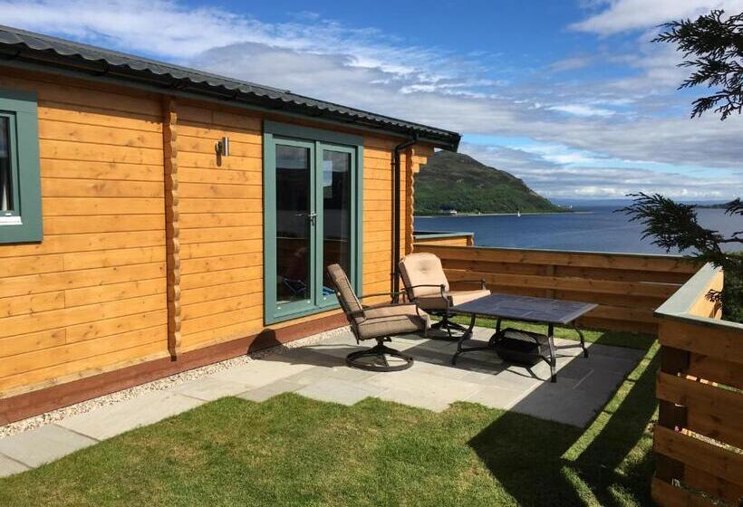 شقة غرفتين, Oakbank Farm