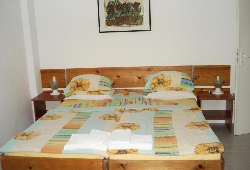 Номер Стандарт Трехместный, Villa Exotica