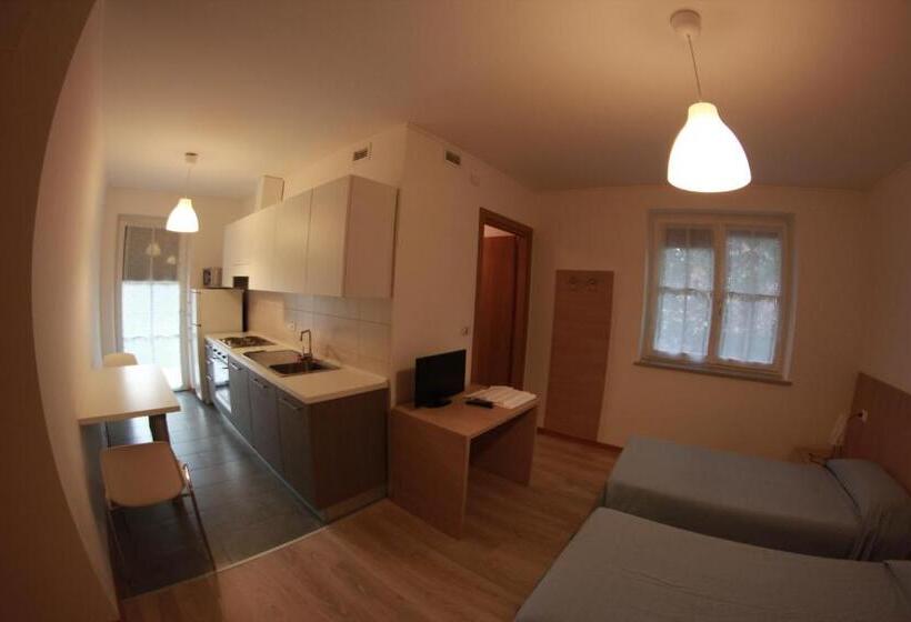 סטודיו סטנדרט עם מרפסת, Residence Villa Susy