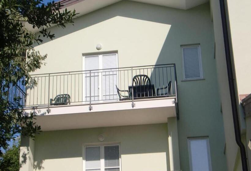 דירת שני חדרים עם מרפת, Residence Villa Susy