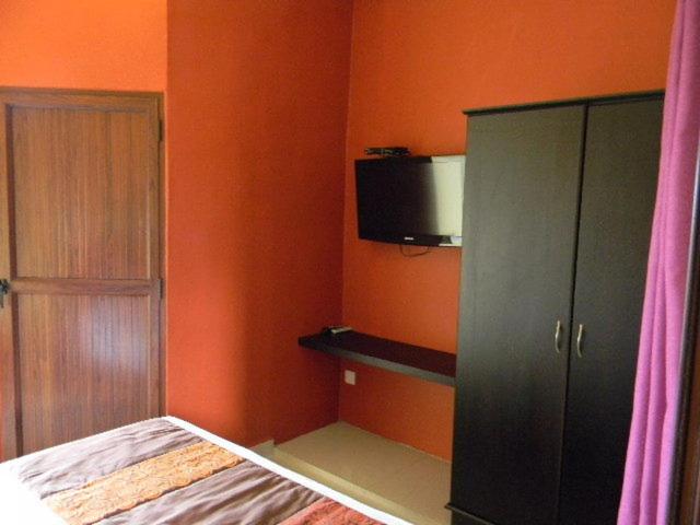 إستوديو قياسى, Villa Osoleil