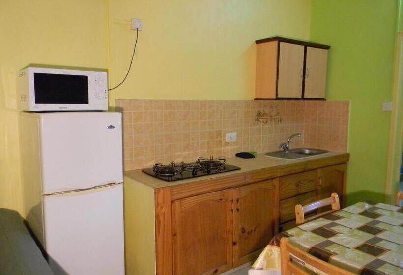 شقة غرفتين, Villa Osoleil