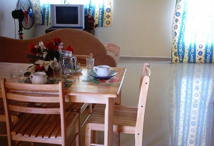 شقة غرفتين, Villa Osoleil