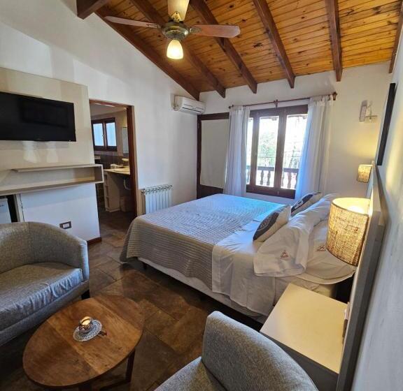 استودیوی لوکس, Posada Aitue