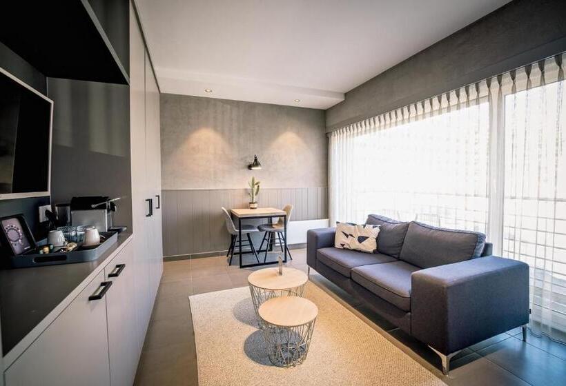 スタンダードルーム, Apart! & Moment!