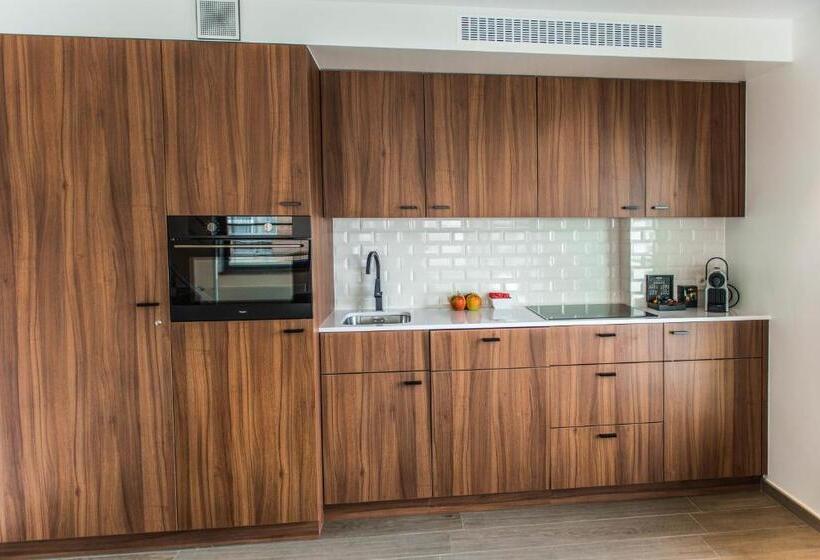 1ベッドルームドゥプレックスアパートメント, Apart! & Moment!