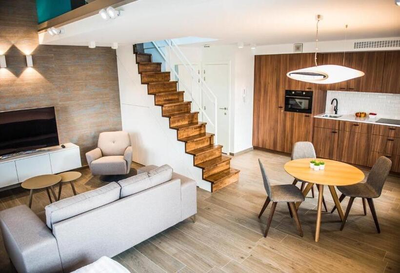 1ベッドルームドゥプレックスアパートメント, Apart! & Moment!