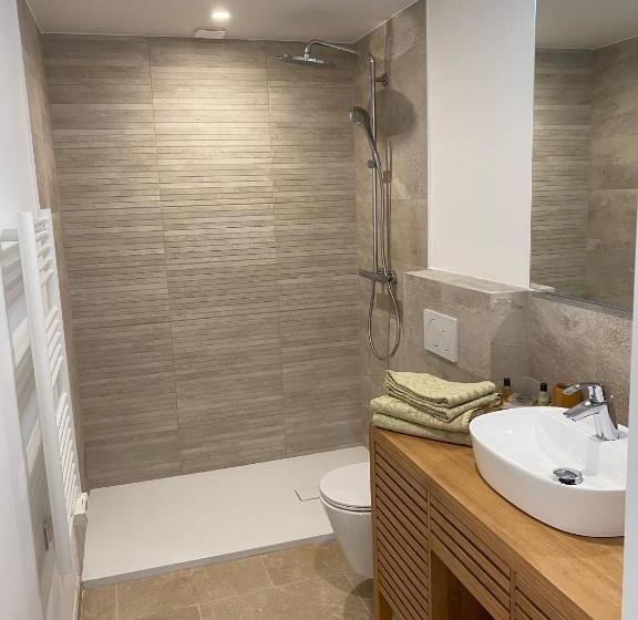 Апартаменты 1 Спальня с Террасой, Chambres D'hotes Les Amandiers