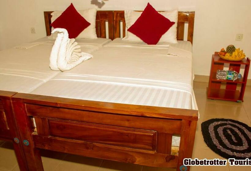 Номер Стандарт, Globetrotter Tourist Inn