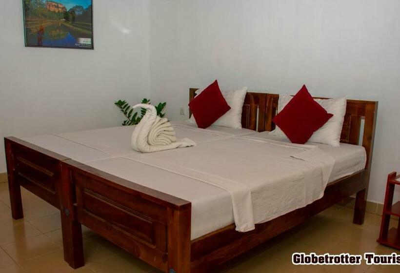 Номер Стандарт, Globetrotter Tourist Inn