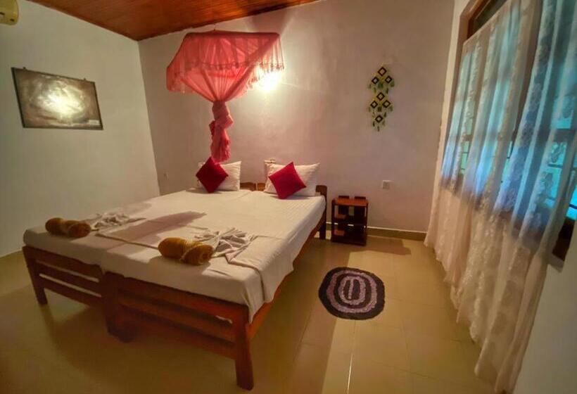 Номер Стандарт, Globetrotter Tourist Inn