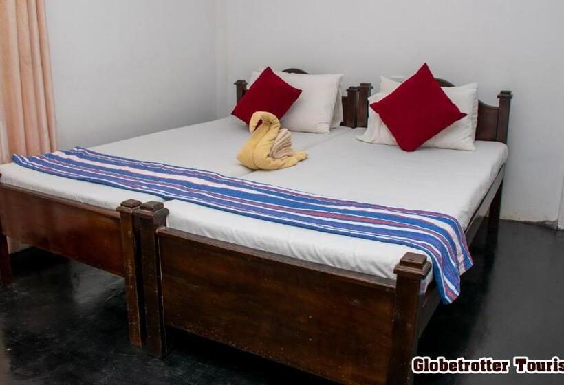 Семейный Номер, Globetrotter Tourist Inn