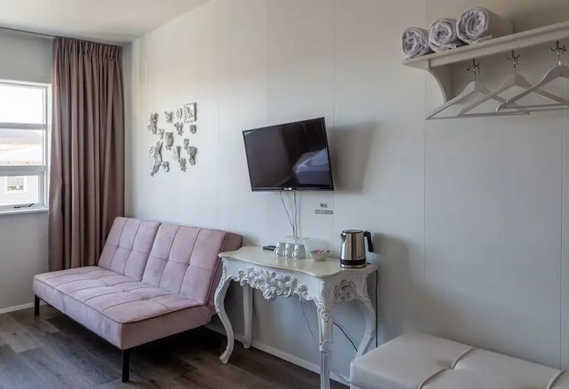 اتاق استاندارد سه نفره, Guesthouse Hamar