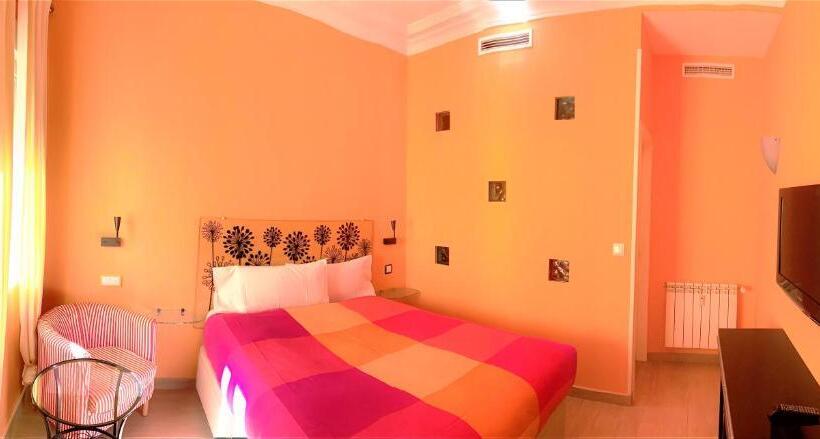اتاق استاندارد, Hostal Arco Iris