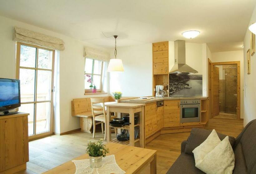 1 Bedroom Apartment Lake View, Jausenstation Pfefferbauer