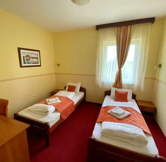 اتاق استاندارد, Villa Larus