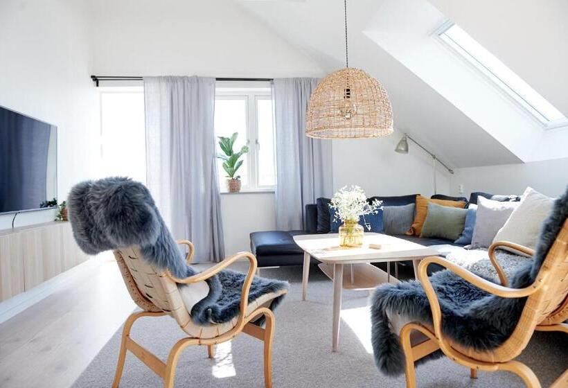 شقة دور أخير غرفة نوم واحدة, Lotsvillans Vandrarhem