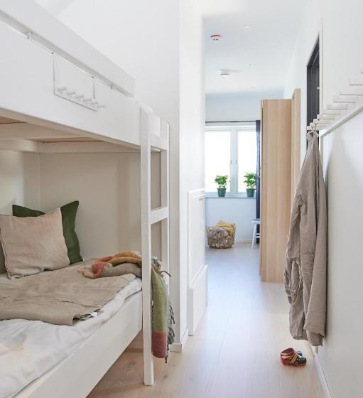 شقة دور أخير غرفة نوم واحدة, Lotsvillans Vandrarhem