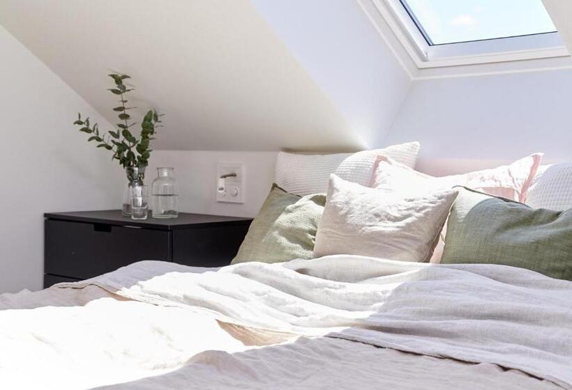 شقة دور أخير غرفة نوم واحدة, Lotsvillans Vandrarhem