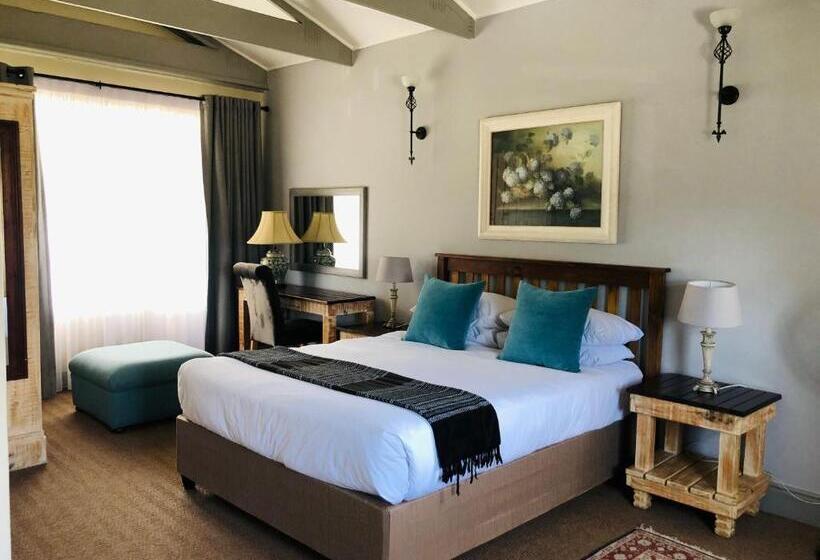 套房带园景, Burrough Place