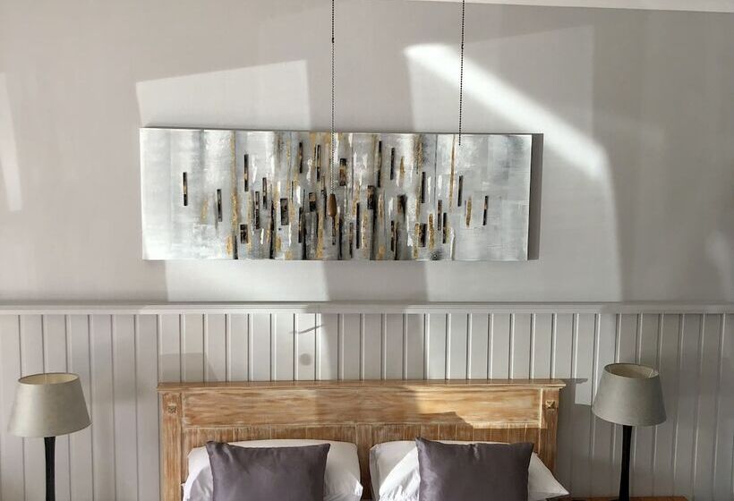 标准间, Burrough Place