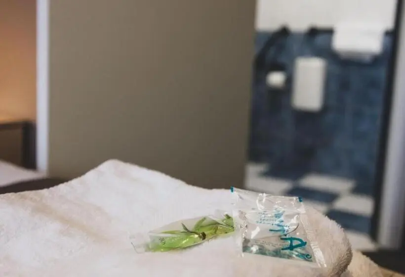 スタンダードトリプルルーム, Floréal