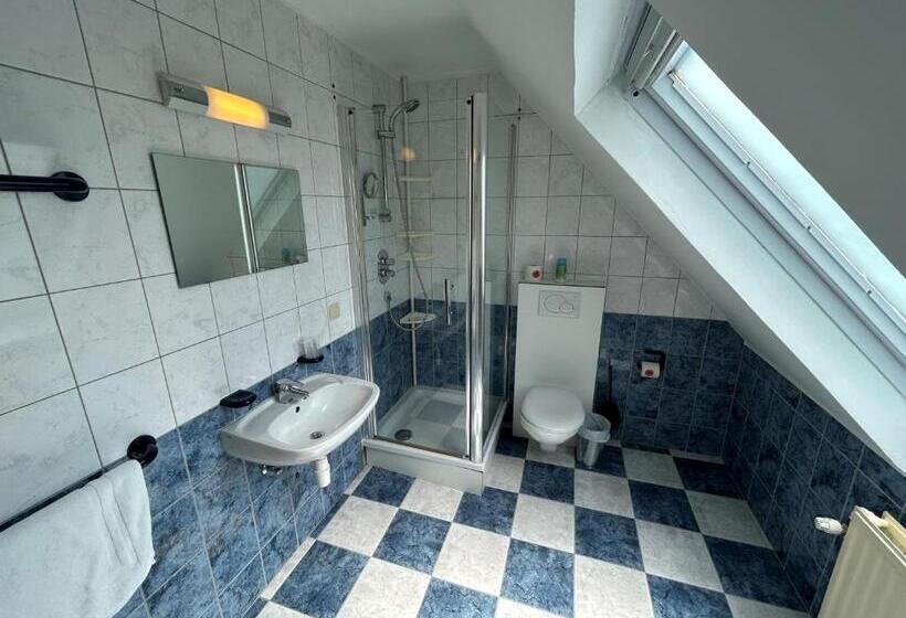 클래식 4인 룸, Floréal