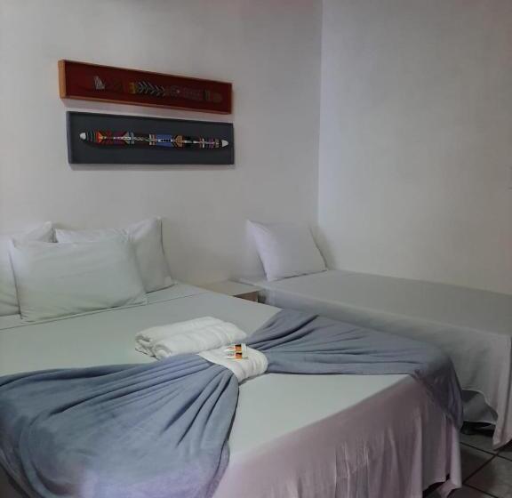 Standaard Driepersoonskamer, Pousada Do Carlos