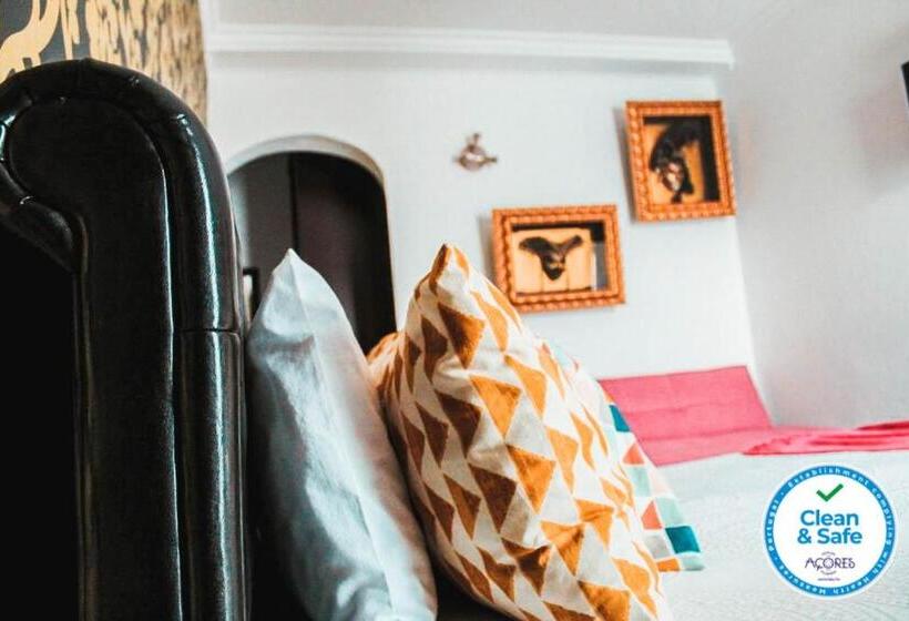 اتاق لوکس, Vintage Place Azorean Guest House