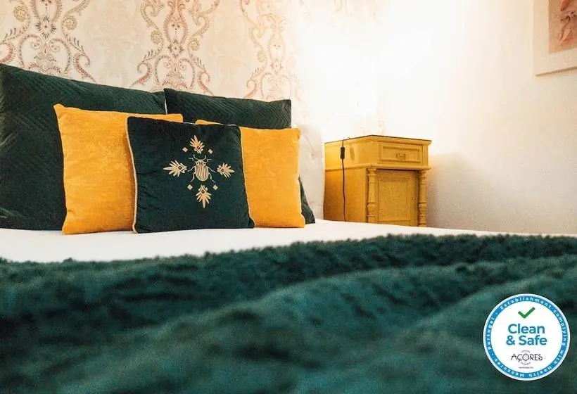 اتاق لوکس, Vintage Place   Azorean Guest House