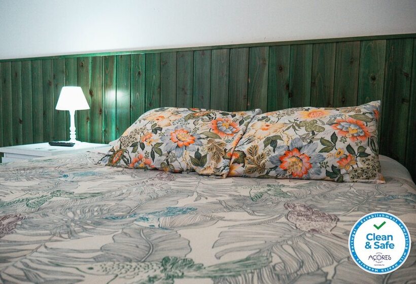 اتاق اکونومی, Vintage Place Azorean Guest House