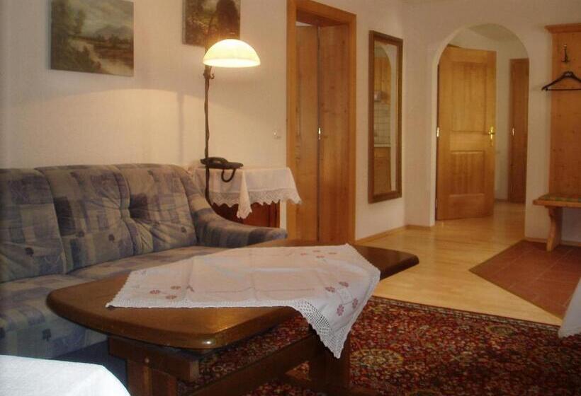 דירת חדר, Pension Gatterer