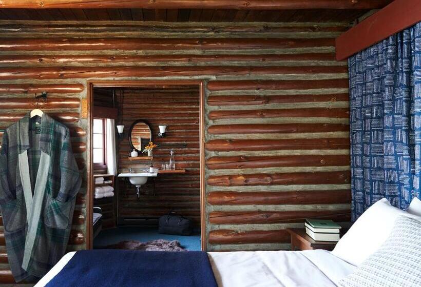 标准间, Captain Whidbey