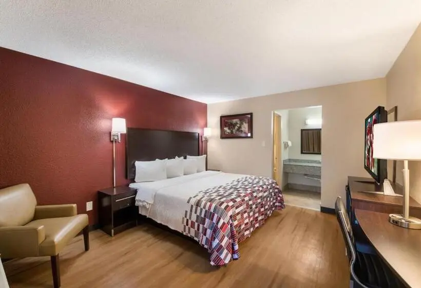キングサイズベッドのデラックスルーム, Red Roof Inn Temple