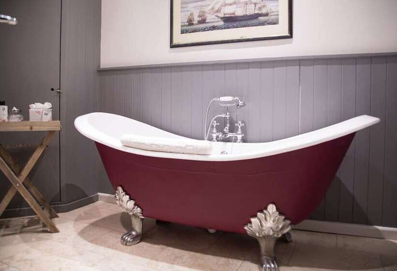 חדר סטנדרט, The Lion Inn