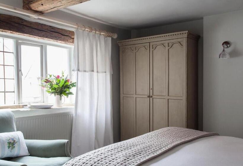 חדר סטנדרט, The Lion Inn