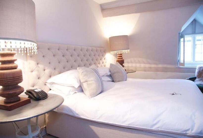 Номер Superior, The Lion Inn