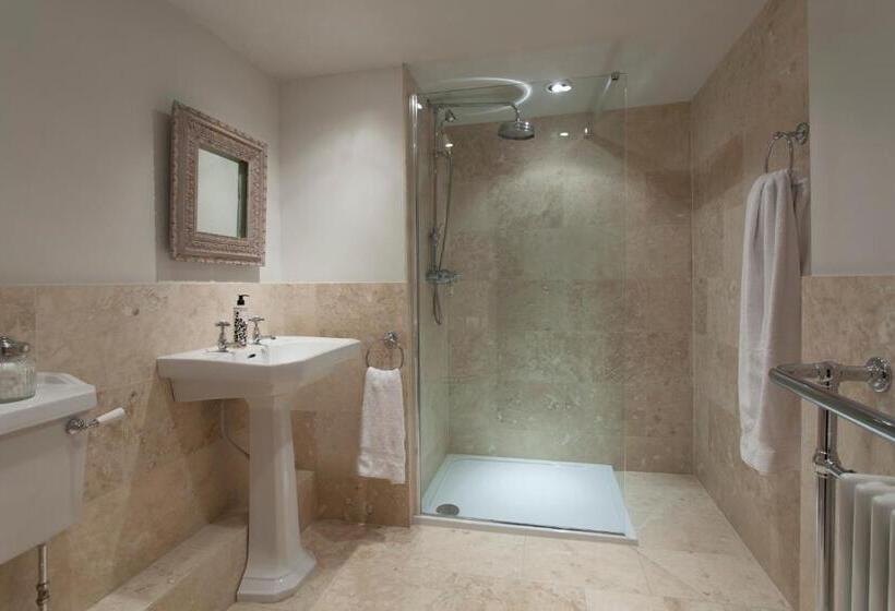 Номер Superior, The Lion Inn