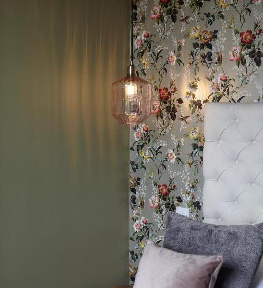 חדר סטנדרט, The Lion Inn