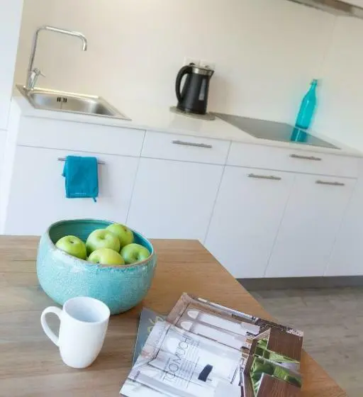 スタンダードスタジオ, Cote Ouest