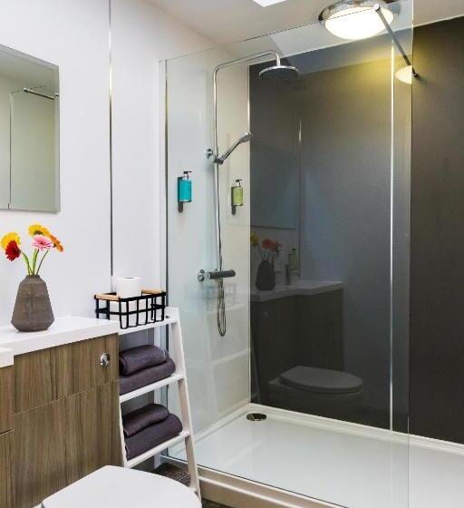 דירת חדר, Goodramgate Apartments