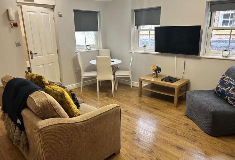 Апартаменты Executive 1 Спальня, Goodramgate Apartments