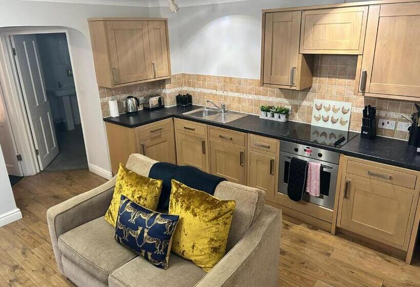 דירת אקזקיוטיב, חדר שינה 1, Goodramgate Apartments