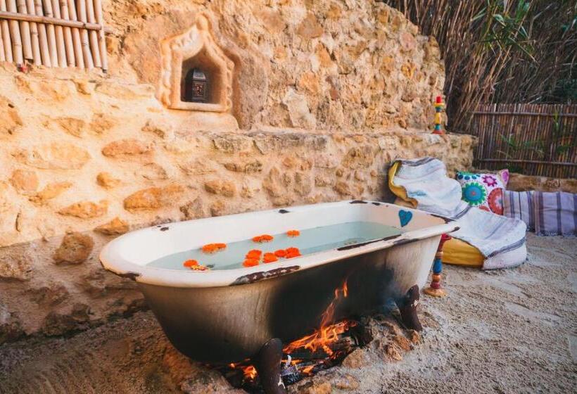 خانه 1 خوابه, Econature Dagaio Handmade Paradise