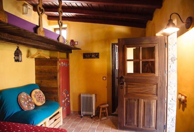 خانه 1 خوابه, Econature Dagaio Handmade Paradise