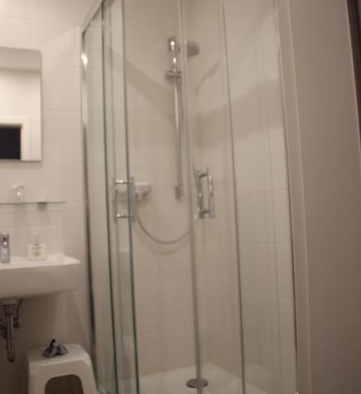 آپارتمان 2 خوابه, Haus Alexander