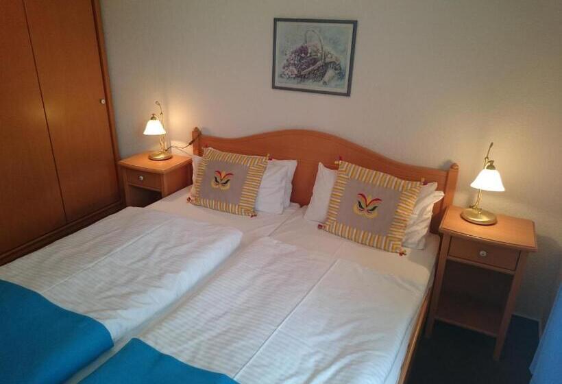 آپارتمان 2 خوابه, Haus Alexander